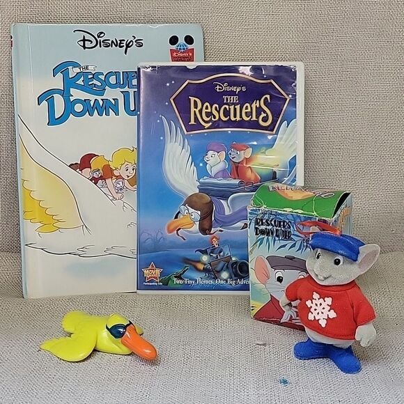 Rescuers Down Under by Disney book,Dvd, Bernard Chritmas ornament - Picture 1 of 15